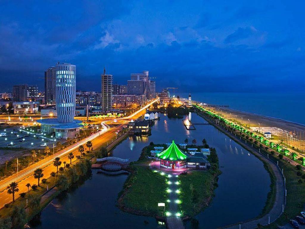 Apartment Orbi Sea Tower David 巴统 外观 照片